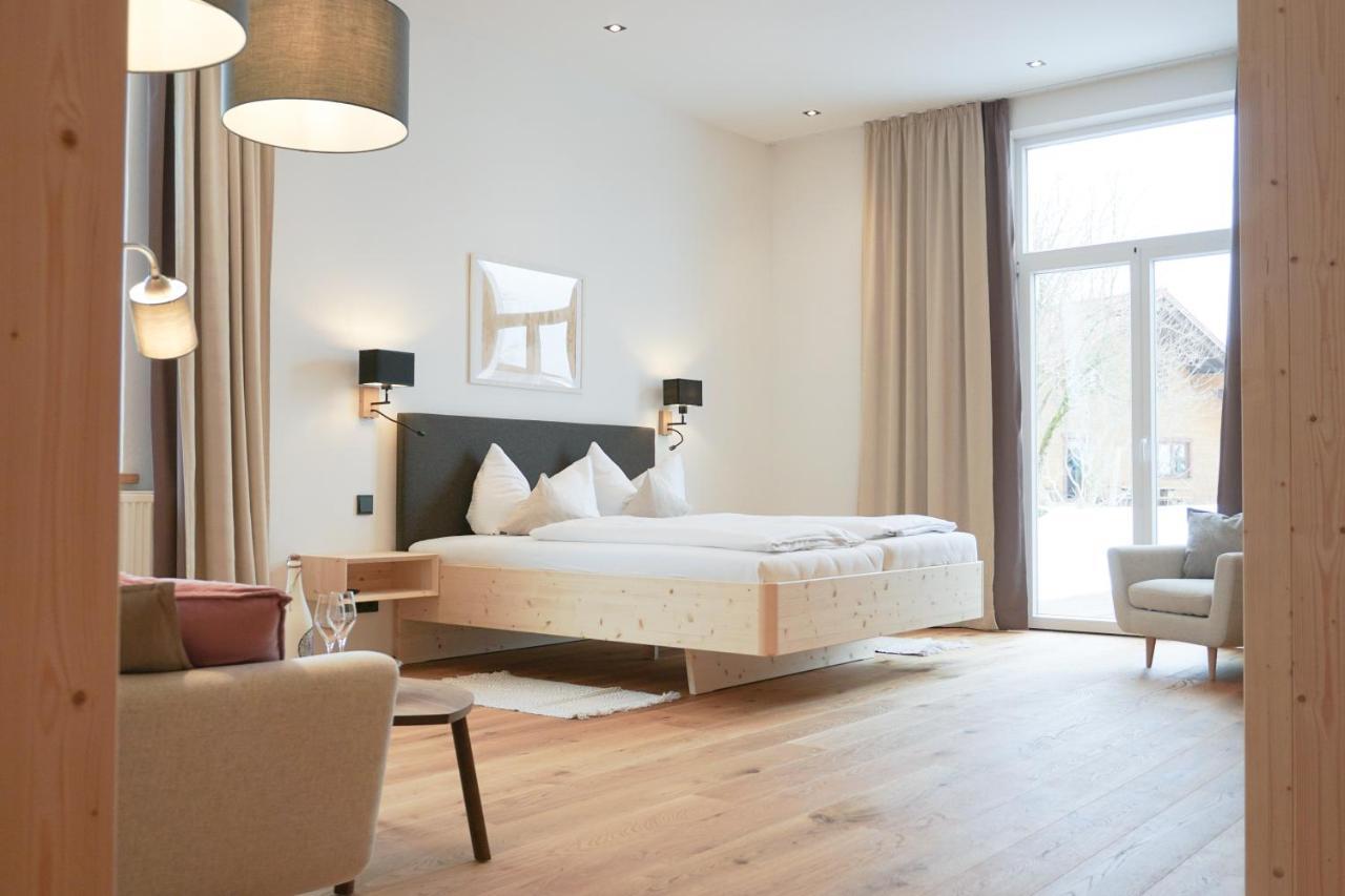 Hotel Und Kirchberger 3*