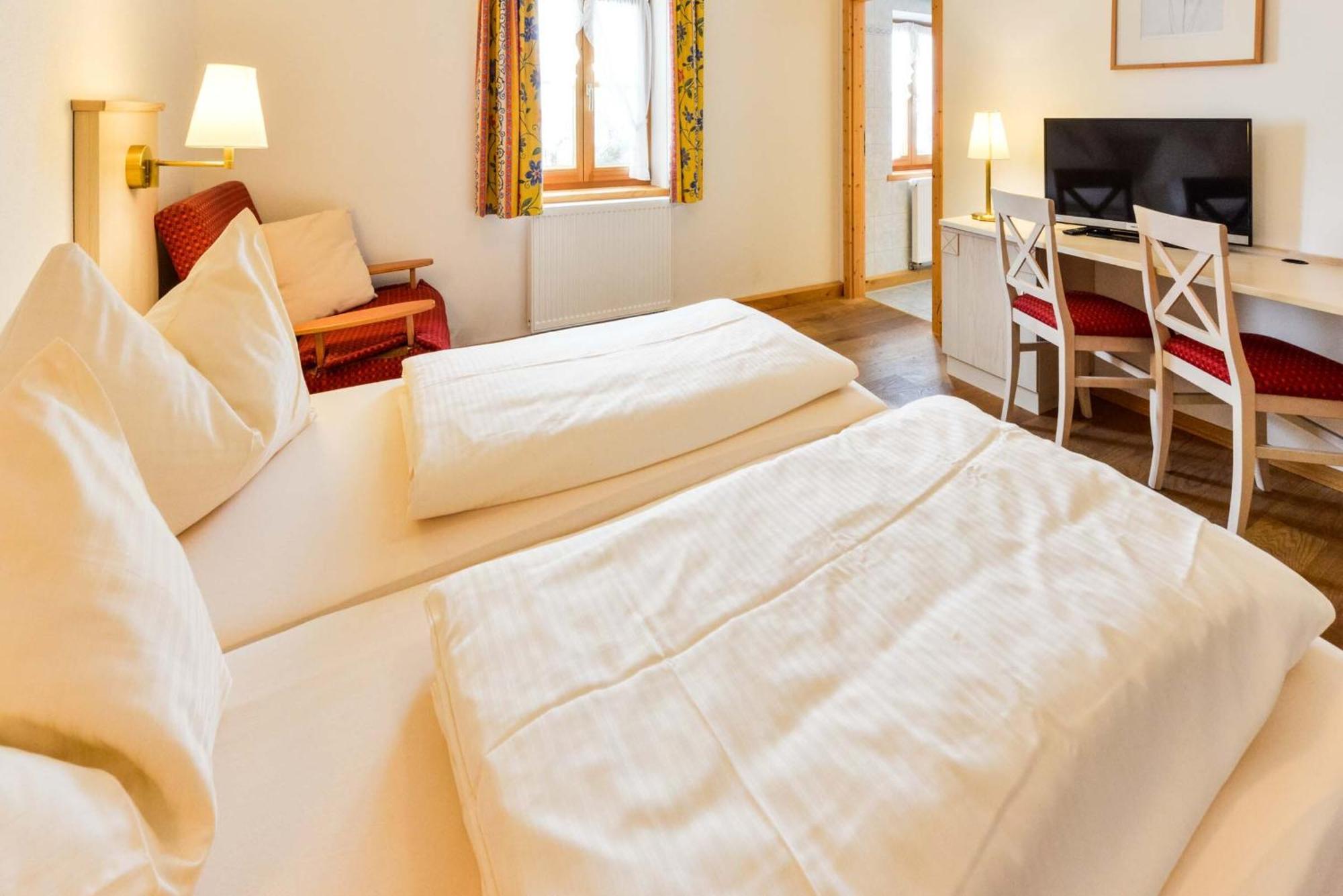 Und Kirchberger Hotel Wildsteig